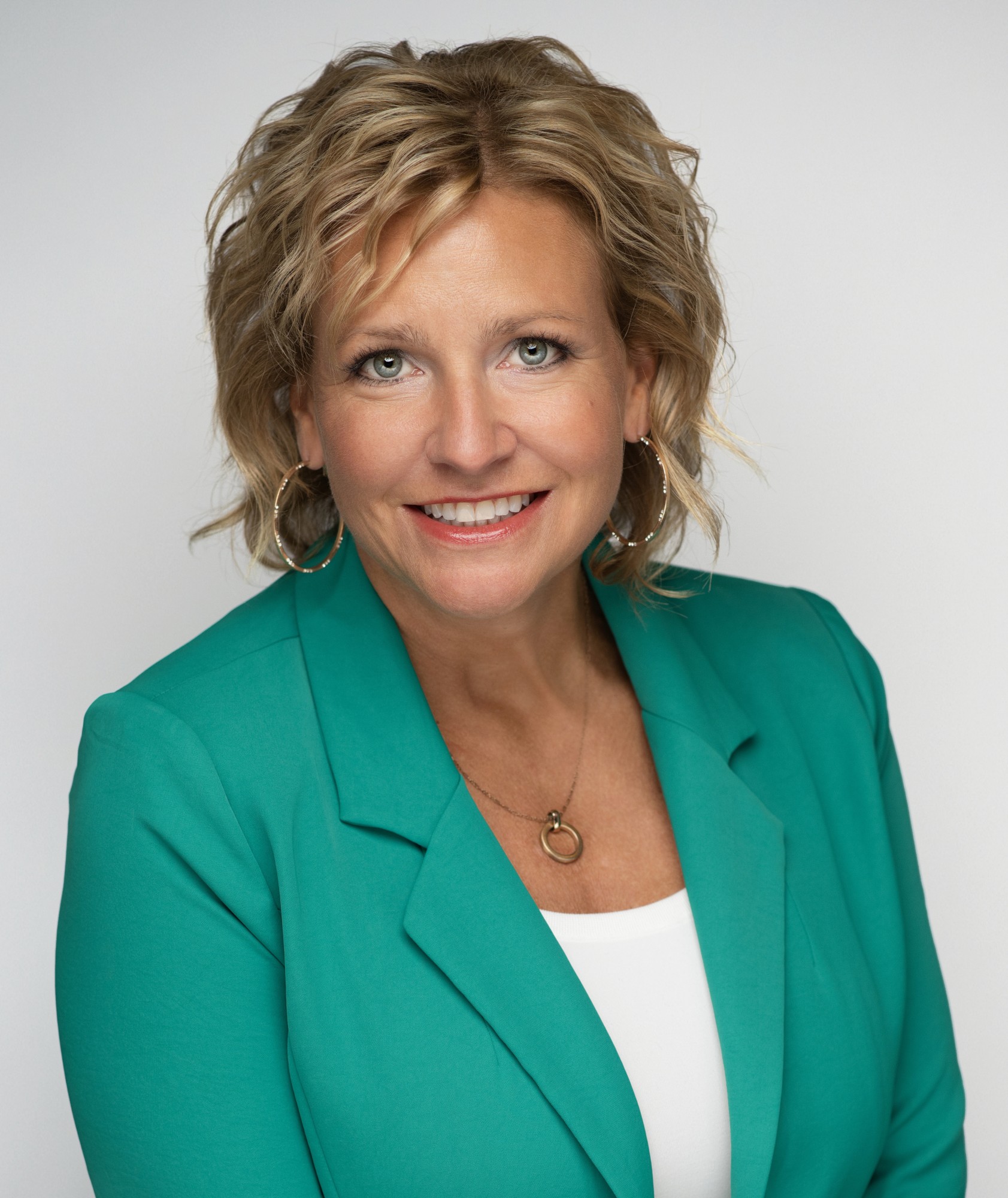 Jodi Tollefson - President & Co-Owner of Beyond Realty 